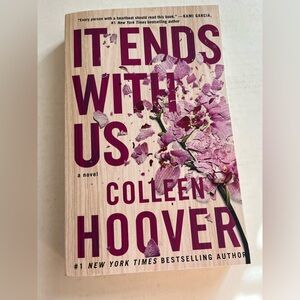 It Ends With Us Softcover